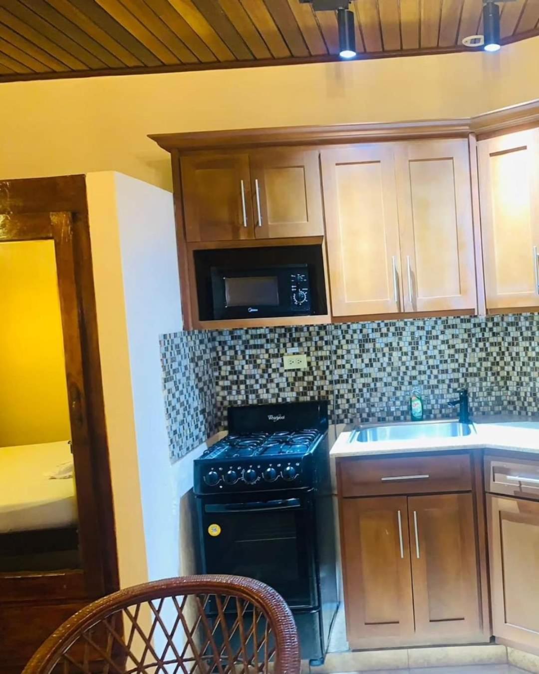 Secret Villa 乔治敦 外观 照片